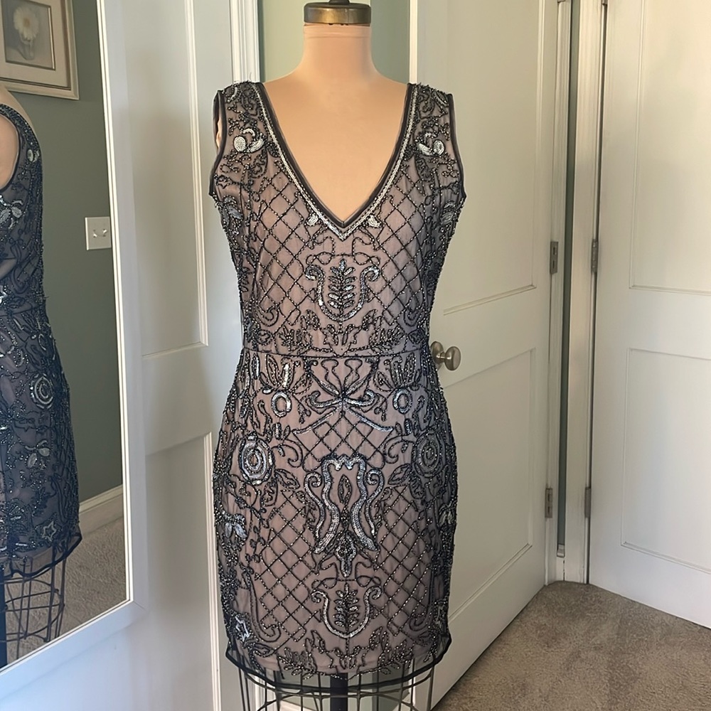 NWT Minuet Black/Nude Sleeveless Sequin Dress L